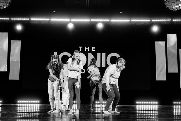 Iconic-10
