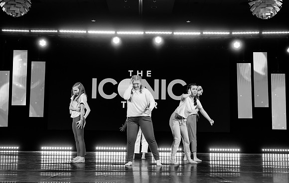 Iconic-20