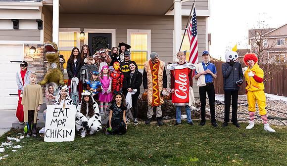 HalloweenFriends2023-4